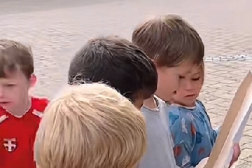 ����Ů��100������,��ȡ���ֱ������ϻ�û����