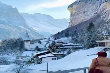 �ջƵ�Ů����Ԣ������